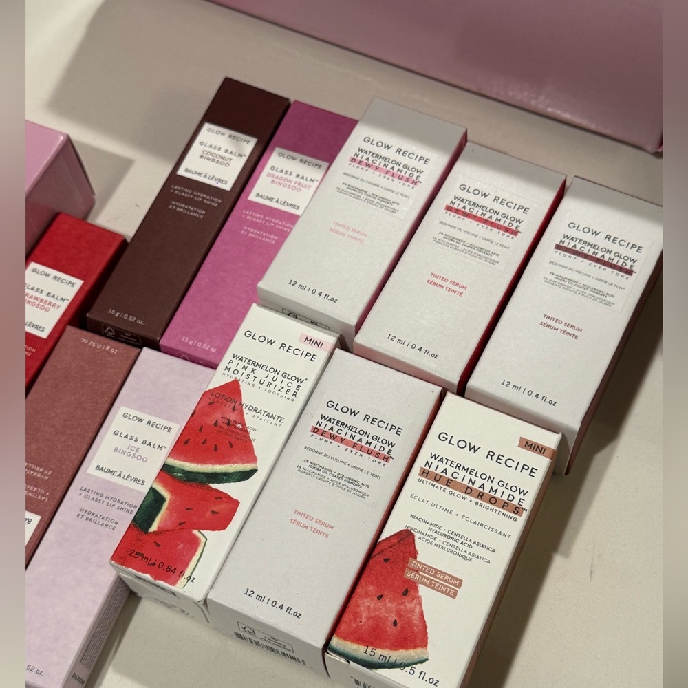 Glow Recipe lip gloss + blushes skincare - Picture 7 of 10